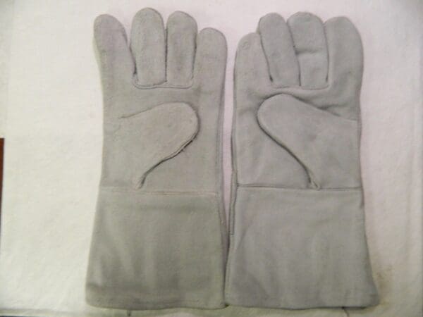 Memphis Regular Grade Shoulder Welder Gloves Cotton Lined Wing Thumb QTY 12 4152