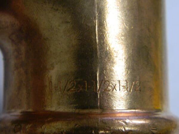 NIBCO 1-1/2 x 1-1/2 x 1/2" Cast Copper Pipe Tee B14725PC