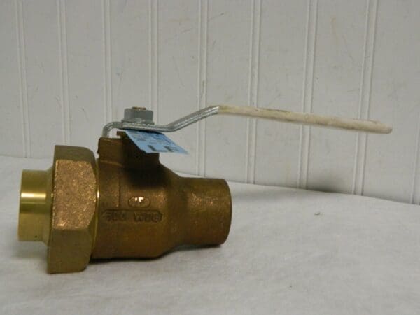 Apollo Bronze Single Union Ends Ball Valve 1-1/2" Pipe Standard Port 70LF40701