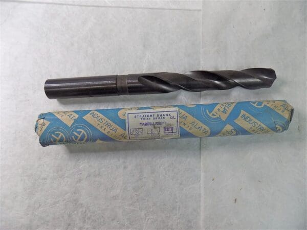 Industrija Alata Twist Drill 1-7/64" 118º 2FL HSS Spiral Flute 01401074