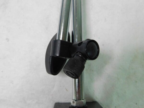 MHC Magnetic Base Holder Mult. Inch Clamping Dia Post/Adj 2-1/4" Long Base