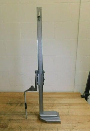 Pro-Grade Vernier Height Gage 0 to 24" Measurement 0.001" Graduation 06431340