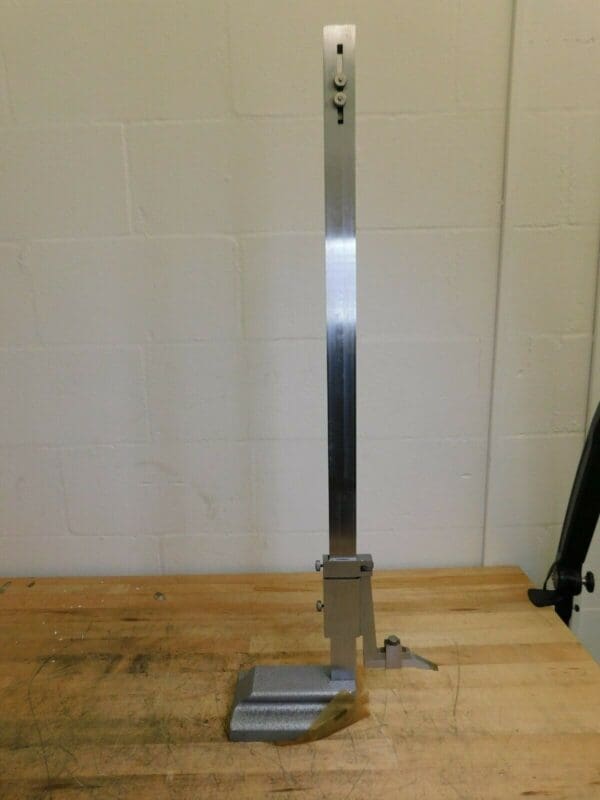 Pro-Grade Vernier Height Gage 0 to 24" Measurement 0.001" Graduation 06431340