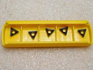 Kennametal Carbide Turning Inserts TCMT21.52 MP Grade KCP25 Qty 5 3744904