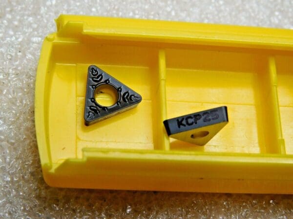 Kennametal Carbide Turning Inserts TCMT21.52 MP Grade KCP25 Qty 5 3744904