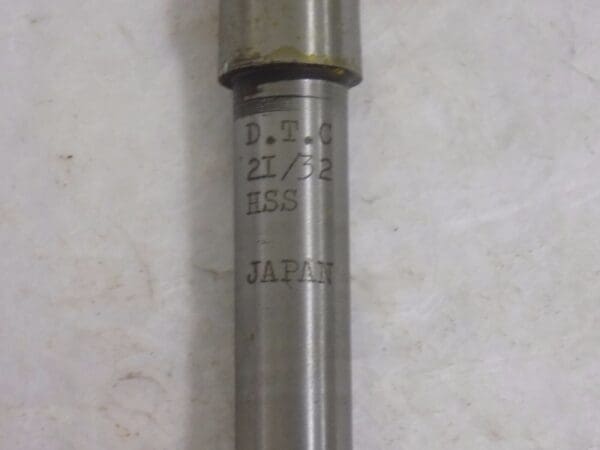 DTC #0253-0426 21/32" x 9" HSS 2MT Taper Shank RH 8FL Expansion Chucking Reamer