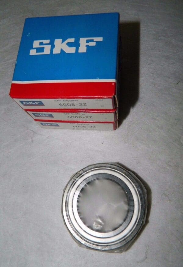 SKF Radial Ball Bearing 1 Row 0.59" Wide 2.68" Outside Diam Qty 4 6008-2Z