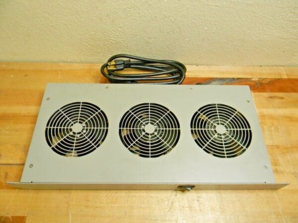 Ebmpapst Fan Tray 318CFM 115V 56dB 17.12"L x 8.31"W x 1.70"H FT-170-318-001