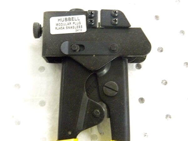 Hubbell Crimp Tool W/RJ45 Die Tools CTH8