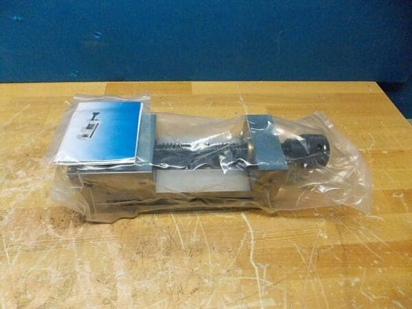 Steel Toolmaker's Vise 3-15/16" Jaw Width 4-3/4" Opening Capacity