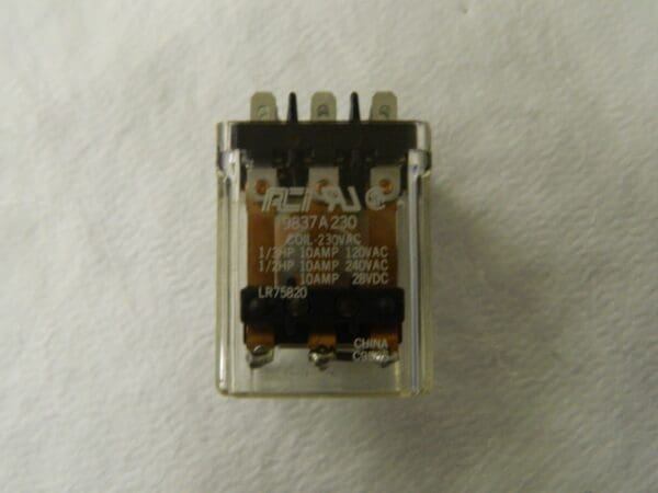 ACI Square Blade Relay 11 PIN 3PDT 230 VAC QTY 2 9837A230