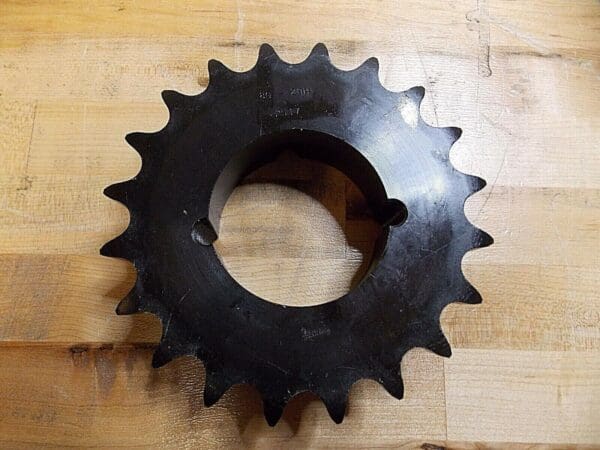 Browning Roller Chain Sprocket 20 Teeth 6.91" Outside Dia. Taper Bore H80TB20