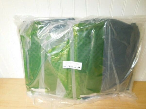 5 PACK Ansell Alphatec 684000 Taped Pants Green Size Large ‭GR40-T-92-301-04