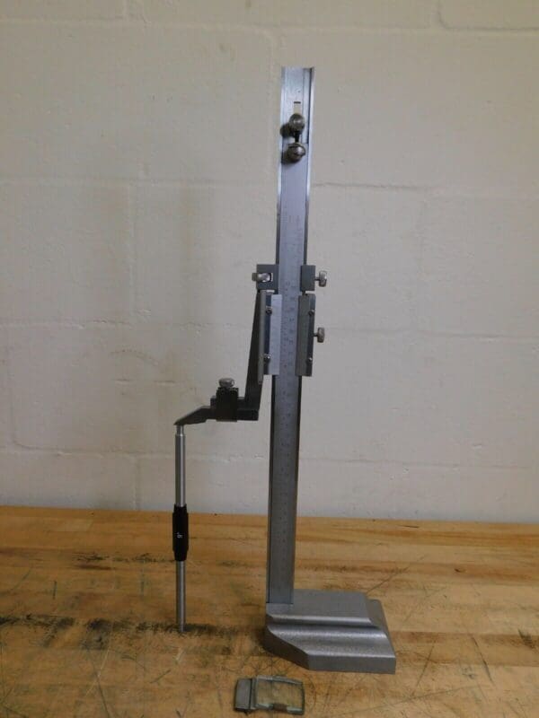 Pro-Grade Vernier Height Gage 0 to 12" Measurement 0.001" Graduation