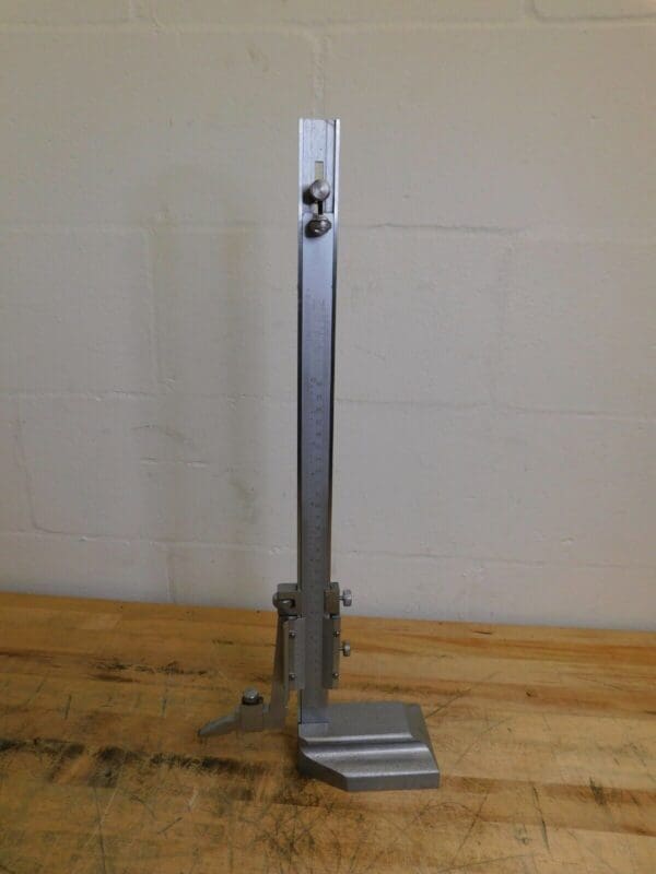 Pro-Grade Vernier Height Gage 0 to 12" Measurement 0.001" Graduation