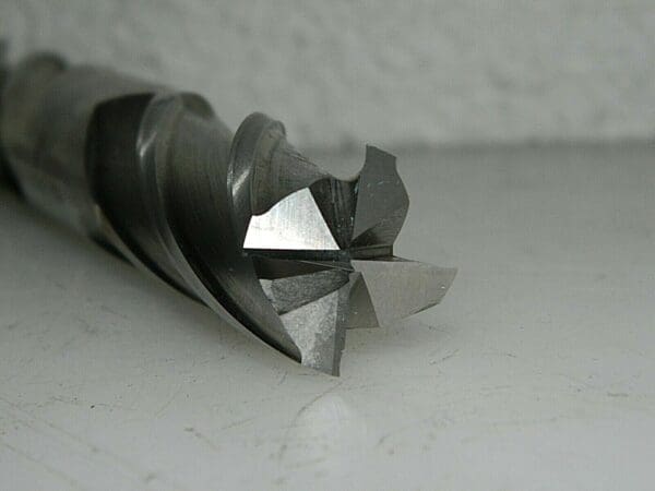 Union Butterfield 7/8" Diam 1-7/8" LOC 4 Fl HSS Square End Mill 5110170