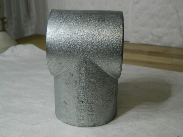 Kee Malleable Iron Tee Pipe Rail Fitting 2" Pipe Single Socket Tee 10-9