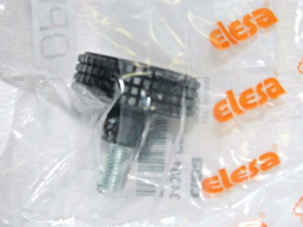 Elesa Knurled Plastic Knobs 1.57" Head 34381-C9 Qty 21 934381