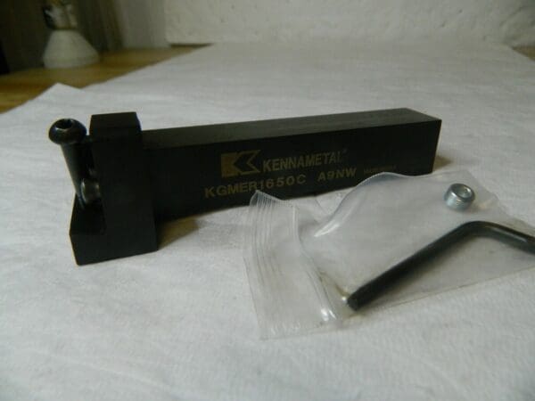 Kennametal Indexable Cutoff Toolholder 1" Depth 1" Workpc Diam RH 5979196