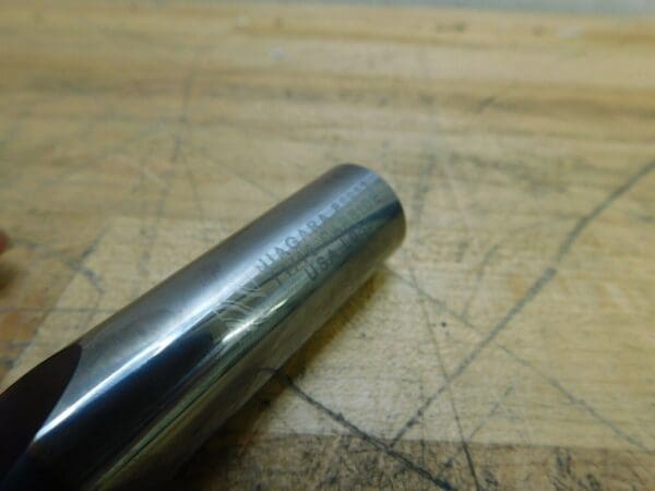 Niagara Cutter 3 Flute Carbide Square End Mill 11/16" Dia 1-3/8" LOC N86029