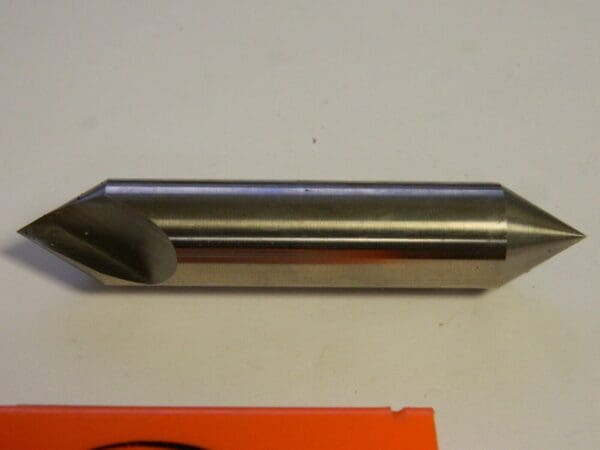 Hertel 3/4" Head Diam, 3/4" Shank Diam, 1 Flute 90° High Speed Steel Countersink