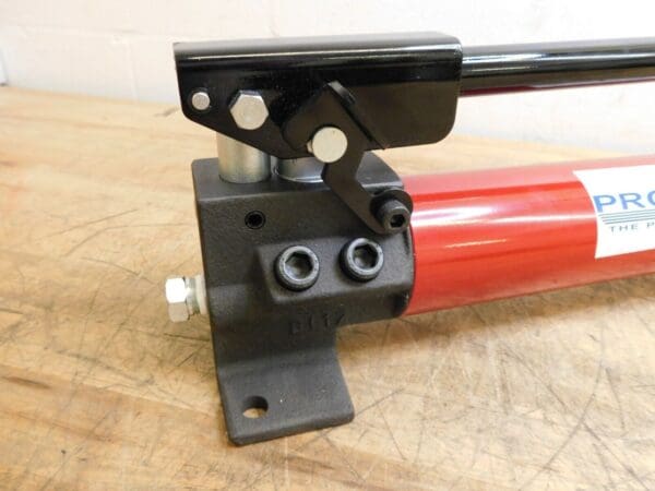 Pro-Grade Steel Manual Hydraulic Pump 1 Stage 1.594" Piston Dia PS-MH-HPC1-019