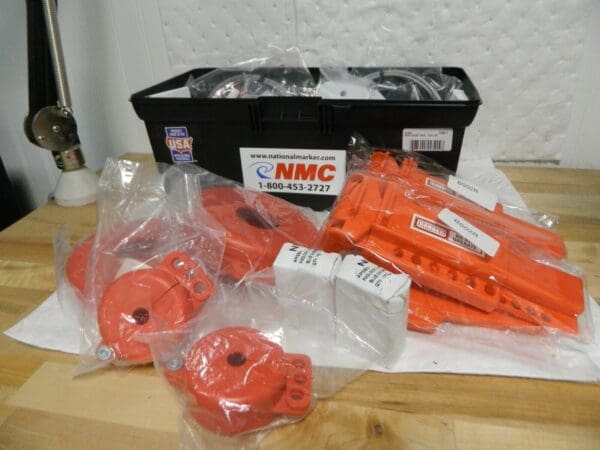 NMC 32 Piece Valve Lock Kit CASE DAMAGED VLOK1