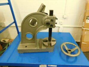 Interstate 2 Ton Manual Arbor Press 1-1/4" Ram INCOMPLETE