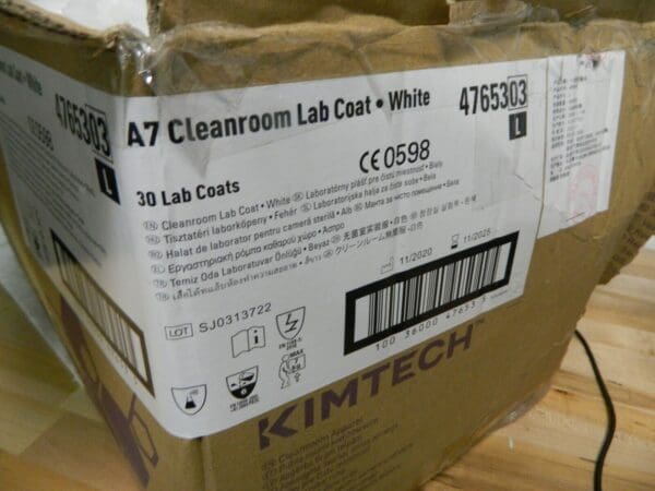 Kimtech Pack of (30) Cleanroom White Lab Coat Size Large 47653