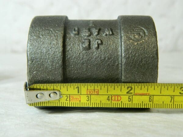 J.P. Ward Malleable Iron Straight Coupling 1-1/4" Class 300 2-7/16" Length Qty 2