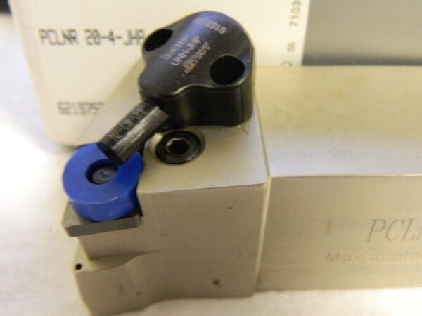 ISCAR PCLNR 20-4-JHP Indexable Turning ToolHolder 3603566