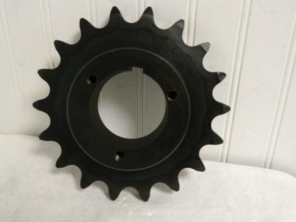 Tsubaki Split Taper Sprocket 18 Teeth 1-1/4" Pitch Size 100 H100Q18