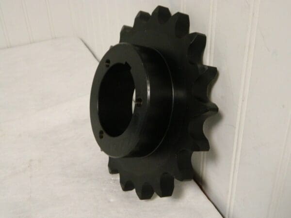 Tsubaki Split Taper Sprocket 18 Teeth 1-1/4" Pitch Size 100 H100Q18