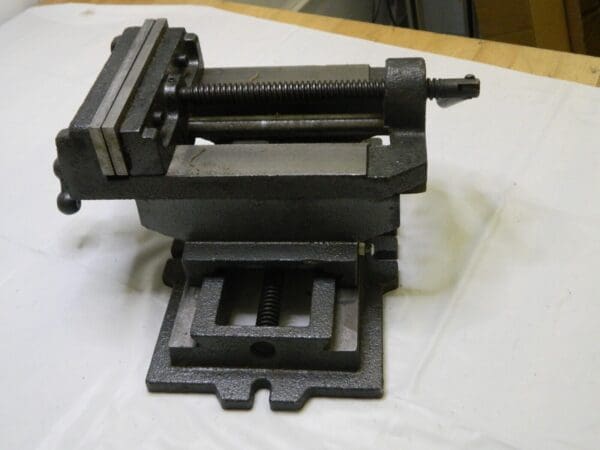 Interstate Horizontal Drill Press Vise 5-3/4" Jaw Opening Cap 428-8316 DAMAGED