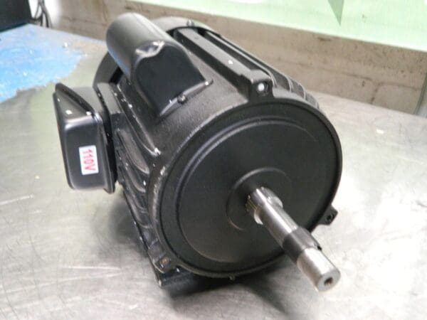 Replacement Induction Motor 2 HP 110/220 Volt 1 Phase 3,450 RPM Class E DAMAGED