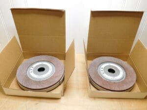 Tru-Maxx Unmounted Flap Wheels A/O 8" x 1" x 1" 60 Grit 4500 RPM 87662276