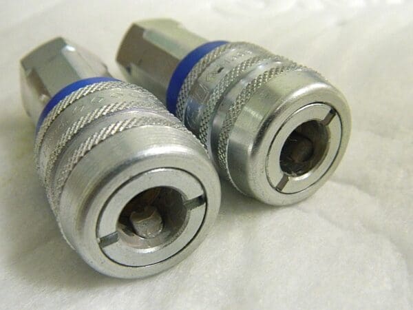 CEJN Pneumatic Venting Couplings 1/4" Female NPT Qty 2 10-310-3402