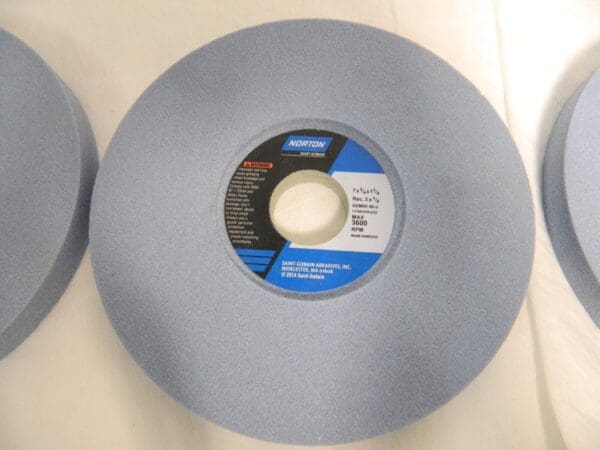 Norton 7" Diam x 1-1/4" Hole x 3/4" Thick Gemini 60 Grit J Grinding Wheel Qty 3