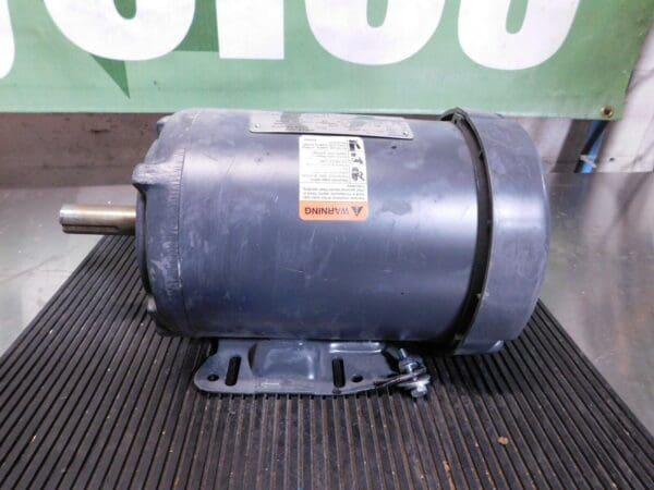 US Motors 2HP 208-230/460V 3Ph Electric Motor TEFC Enclosure USED/DAMAGED H2P1D