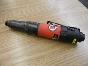 UNIVERSAL TOOL Straight Adjust. Clutch Air Screwdriver 1800 RPM UT8955-1 PARTS