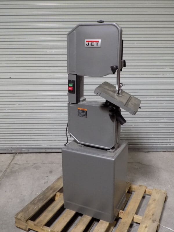 Jet 14 Metal / Wood Vertical Bandsaw 1 HP 115/230v 1 Ph. J-8201K Damaged