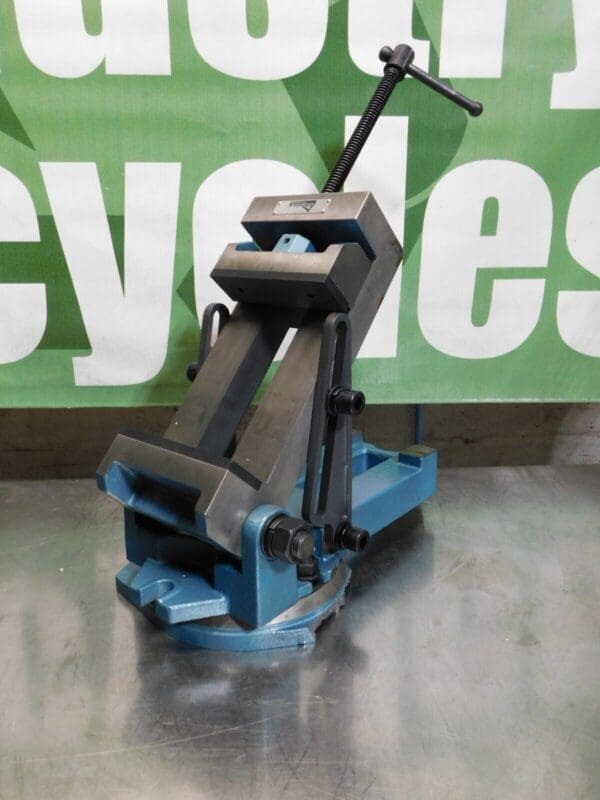 Gibraltar 6″ Manual Angle Swivel Machine Vise 428-72022 DAMAGE