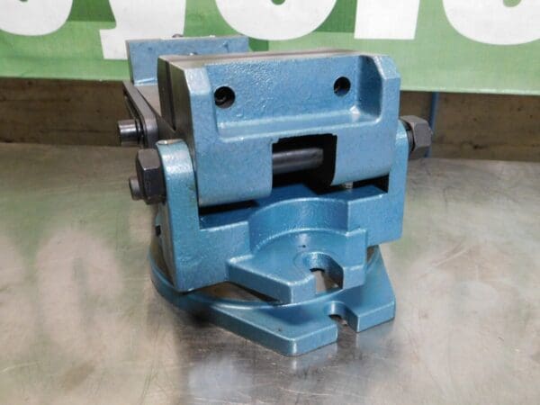 Gibraltar 6″ Manual Angle Swivel Machine Vise 428-72022 DAMAGE