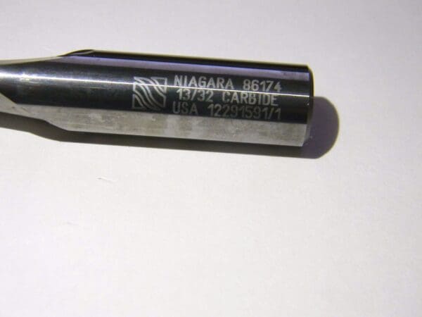 Niagara Cutter 9860 13/32" x 7/16" X 1" x 2-3/4" 2FL Ball End Mill 86174