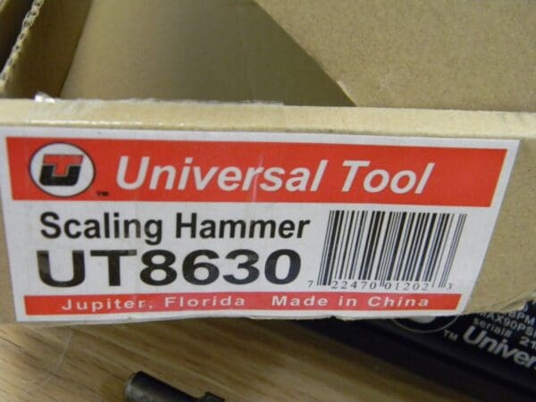 UNIVERSAL TOOL Pneumatic Scaling Hammer 4,600 BPM, 1-1/8 Inch Long Stroke UT8630