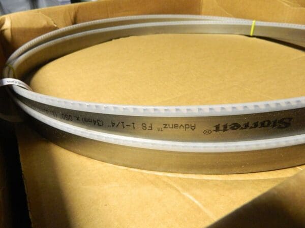 STARRETT Welded Band Saw Blade 3 TPI, 19' L ,1-1/4″ W, 0.05″ T 17521