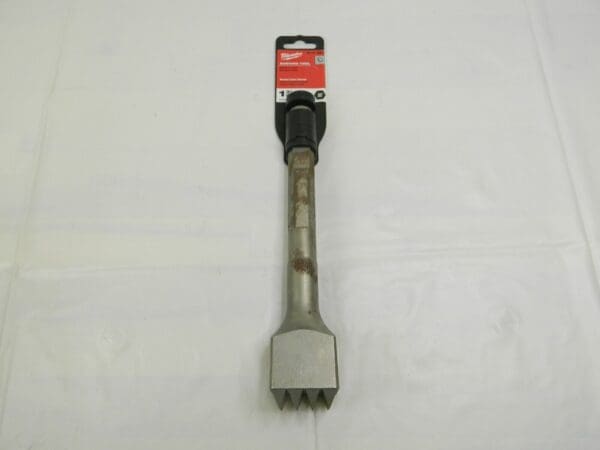 MILWAUKEE TOOL 9-3/4″ OAL, 0.656″ Shank Diam, Bushing Tool Chisel 48-62-3085