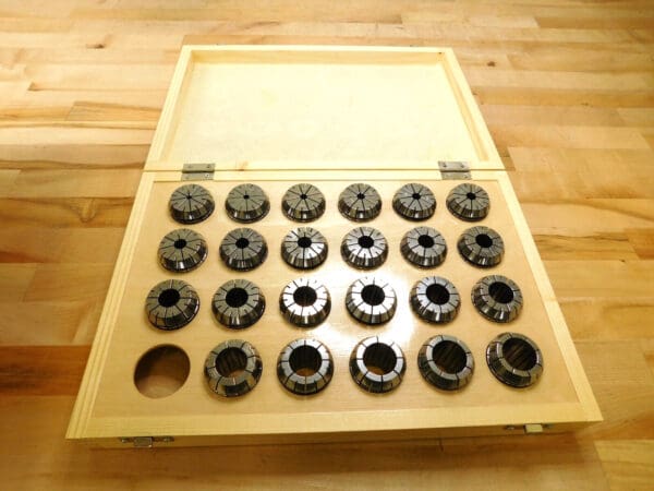 PARLEC 20 Piece ER40 Collet Set 5 to 25 mm Capacity ER40-S023 INCOMPLETE