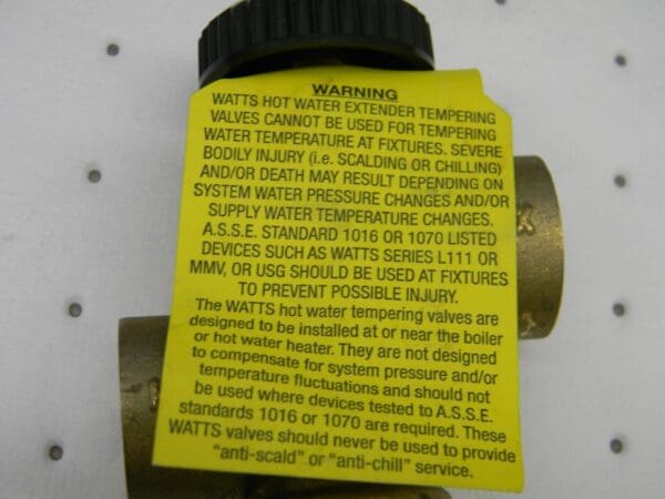 WATTS 1/2″ Pipe Lead Free Brass Water Mixing Valve & Unit 0559130