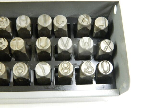 C.H. HANSON 36 Piece, 3/8″ Character Steel Stamp Set 20627 DAMAGED CASE